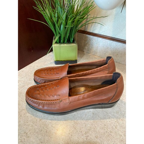New SAS Weave 7.5 Brown Chesnut Loafers Women's Slip-On Shoe - Picture 1 of 9